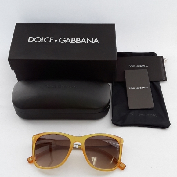 New in box Dolce & Gabbana DD 3081 Sunglasses main image 6